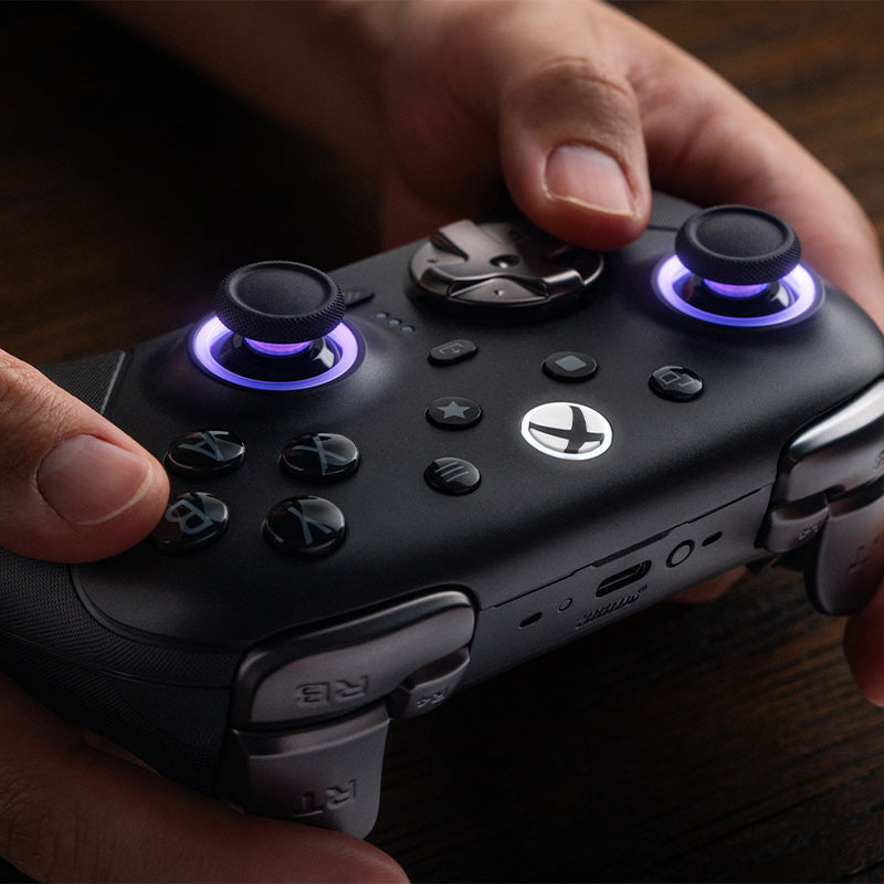 8BitDo Ultimate 3E Controller for Xbox (Ships on Aug 31. 2026)