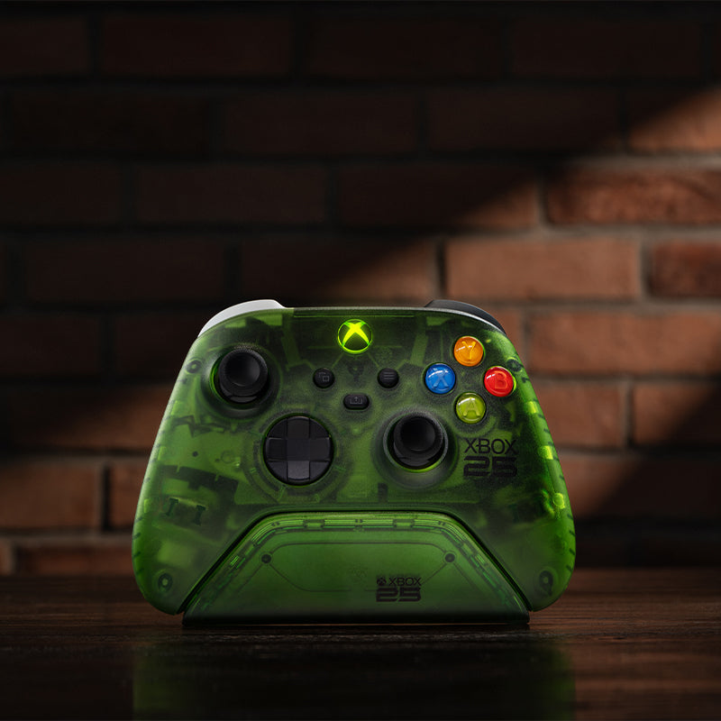 8BitDo Ultimate Charging Dock for XBOX Controllers - X25 Special Edition Fanfest (Ships on Oct 20. 2026)